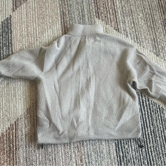 Cozy Gray Fleece Jacket - Picture 3 of 4